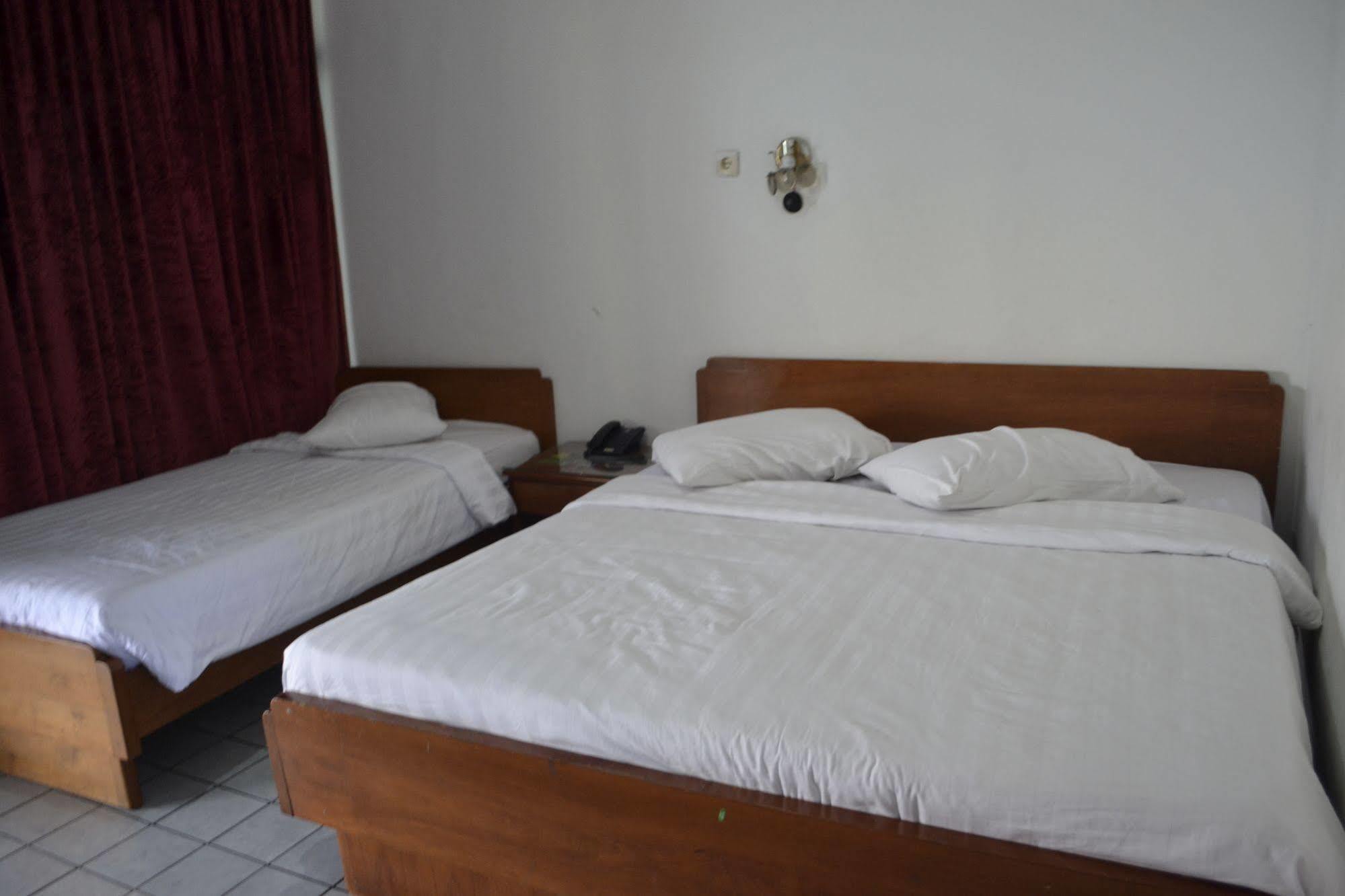 Hotel Selecta Batu (East Java) Exterior foto